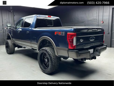 Used 2019 Ford F250 King Ranch w/ King Ranch Ultimate Package image 5