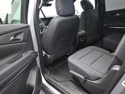 New 2026 Chevrolet Traverse LT w/ Driver Confidence Package FWD image 28