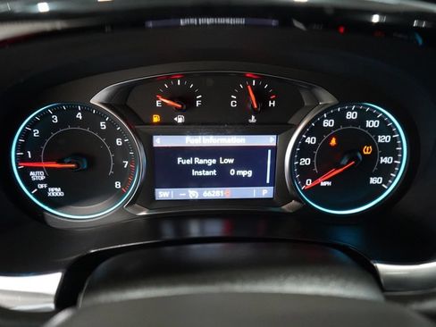 Used 2022 Chevrolet Traverse LT AWD/4WD image 24