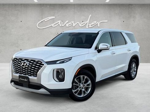 Used 2022 Hyundai Palisade SE image 1