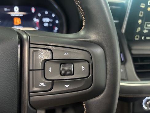 Used 2024 GMC Yukon AT4 image 21