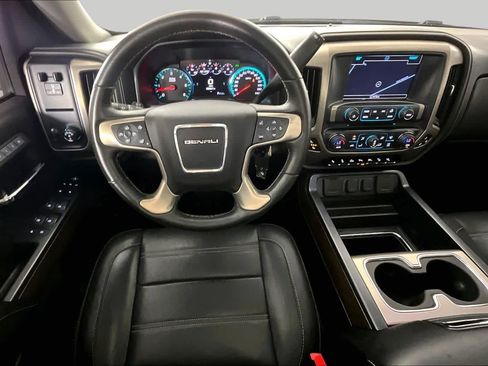 Used 2018 GMC Sierra 1500 Denali RWD image 6