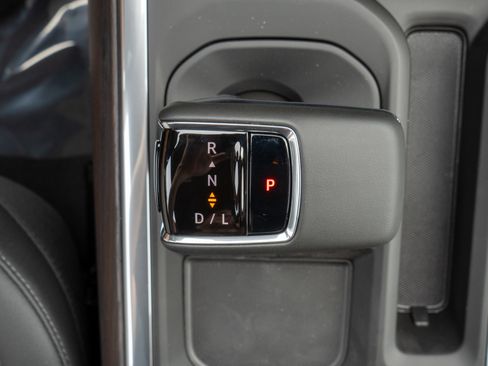 New 2026 GMC Sierra 1500 SLT AWD/4WD image 23