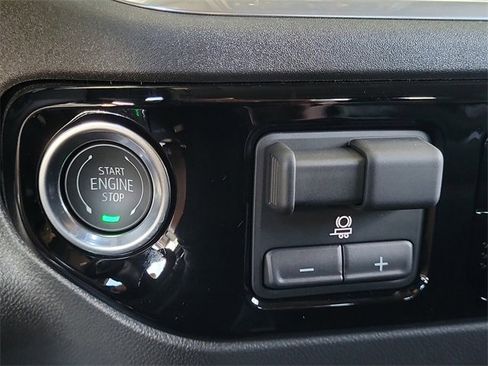 New 2025 Chevrolet Silverado 1500 LT w/ Leather Package image 14