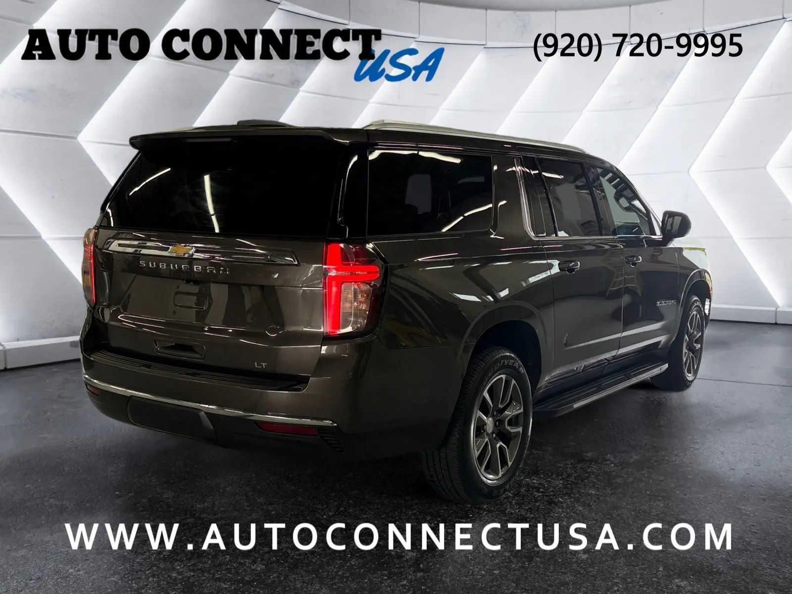 Used 2021 Chevrolet Suburban LT w/ Rear Media and Nav Package AWD/4WD image 8