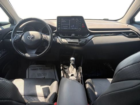 Used 2021 Toyota C-HR Limited FWD image 12
