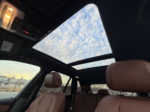 Used 2017 BMW X5 xDrive35i image 17