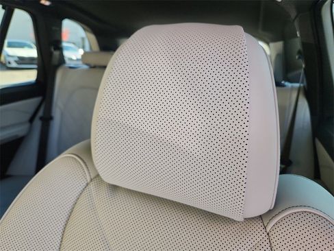 New 2026 BMW X5 xDrive50e w/ Premium Package image 16