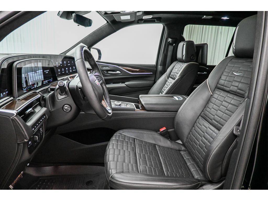 Certified 2024 Cadillac Escalade Sport Platinum w/ LPO, ONYX Package AWD/4WD image 12