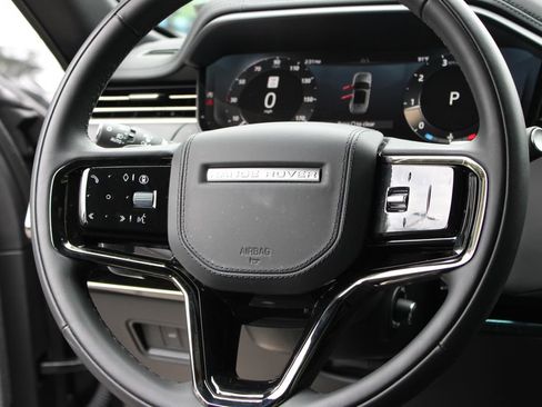 Used 2025 Land Rover Range Rover Sport Dynamic SE AWD/4WD image 10
