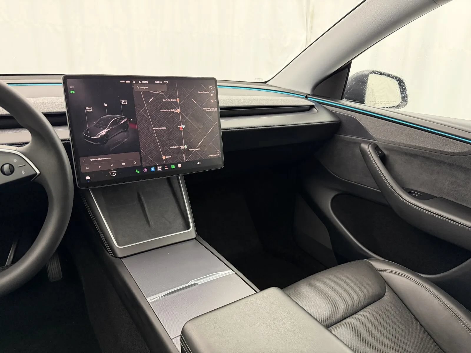 Used 2026 Tesla Model Y Long Range AWD/4WD image 16