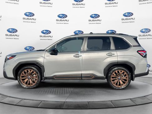 Used 2025 Subaru Forester Sport AWD/4WD image 4