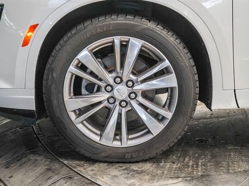 Used 2020 Cadillac XT6 Premium Luxury image 9