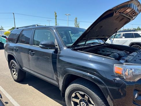 Used 2024 Toyota 4Runner TRD Off-Road Premium w/ Off Road Premium Plus Package AWD/4WD image 8