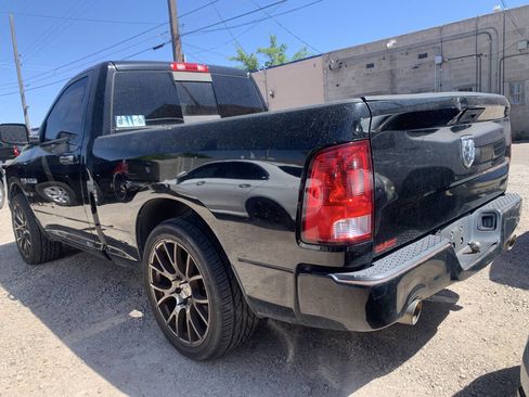 Used 2014 RAM 1500 Express RWD image 4