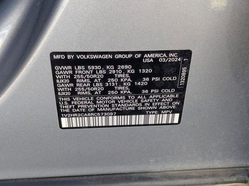 Used 2024 Volkswagen Atlas SE AWD/4WD image 36