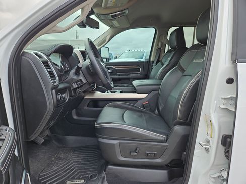 Used 2024 RAM 2500 Laramie image 9