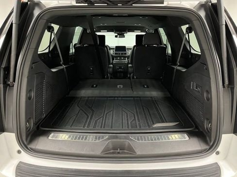 Used 2023 Chevrolet Suburban Premier AWD/4WD image 50