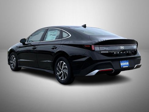 New 2026 Hyundai Sonata Blue FWD image 7