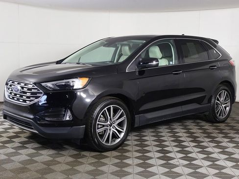 Used 2023 Ford Edge Titanium w/ Class II Trailer Tow Package AWD/4WD image 7