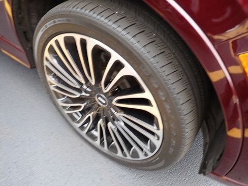 Certified 2022 Lincoln Aviator Black Label image 5