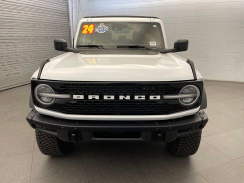 Used 2024 Ford Bronco Wildtrak AWD/4WD image 9
