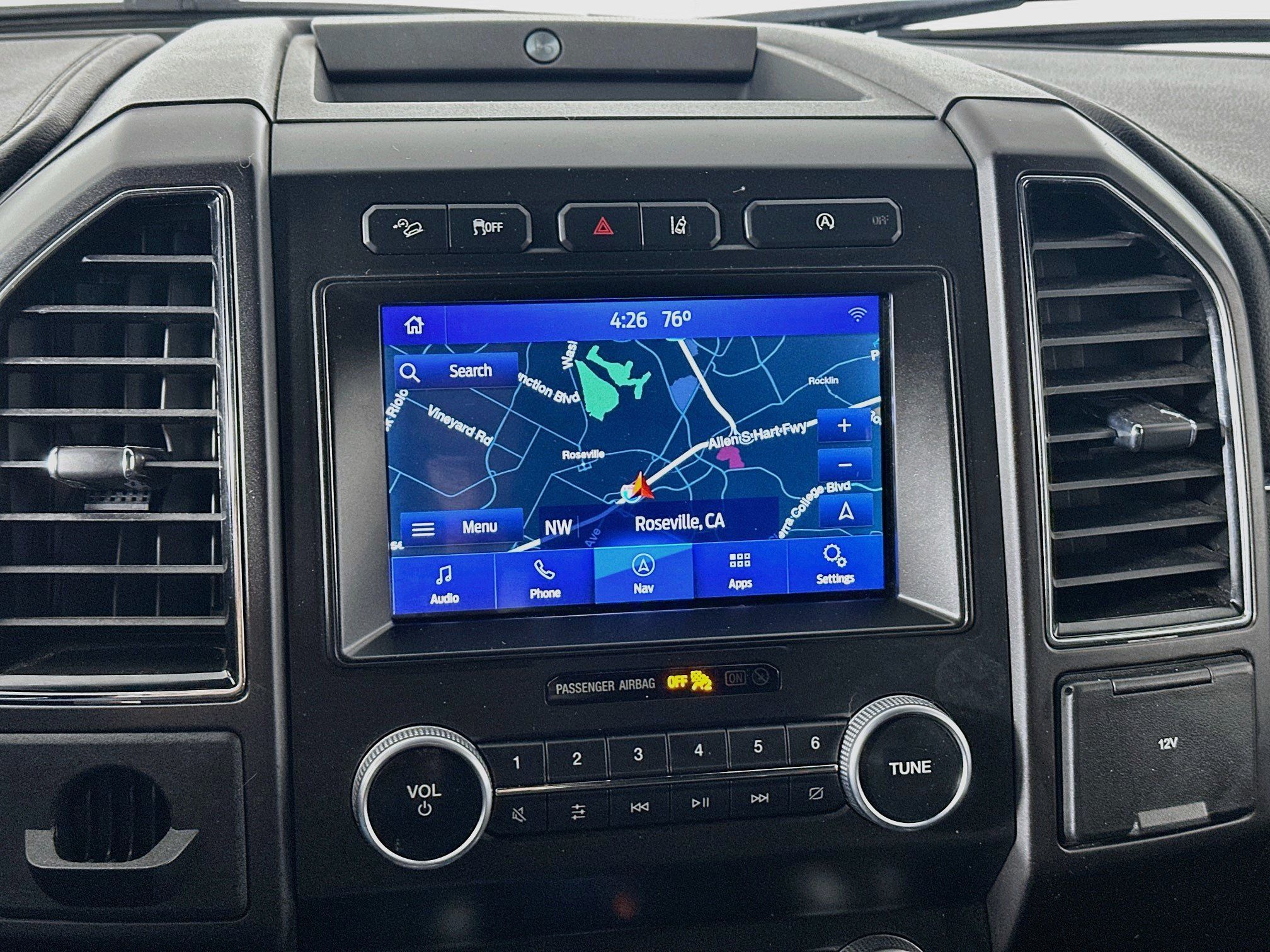 Used 2021 Ford Expedition Limited AWD/4WD image 22
