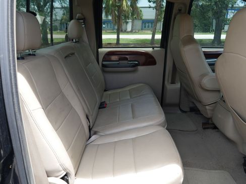 Used 2006 Ford F250 Lariat AWD/4WD image 78