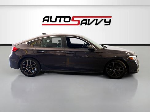 Used 2024 Honda Civic Sport Touring image 8