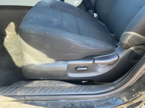 Used 2010 Ford Escape XLT image 22