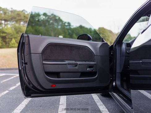 Used 2009 Dodge Challenger SRT8 w/ SRT Option Group II image 21