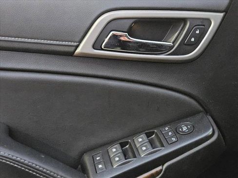 Used 2019 GMC Yukon XL Denali w/ Denali Ultimate Package image 9