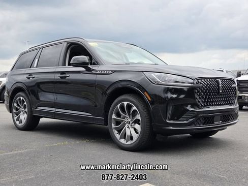 New 2026 Lincoln Aviator AWD w/ Jet Appearance Package image 7