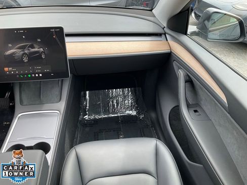 Used 2023 Tesla Model Y Long Range AWD/4WD image 62