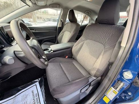 Used 2025 Toyota Camry SE FWD image 45