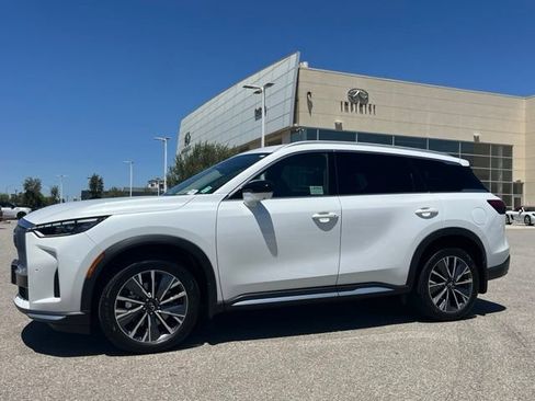 Certified 2026 INFINITI QX60 Luxe w/ Cargo Package AWD/4WD image 2