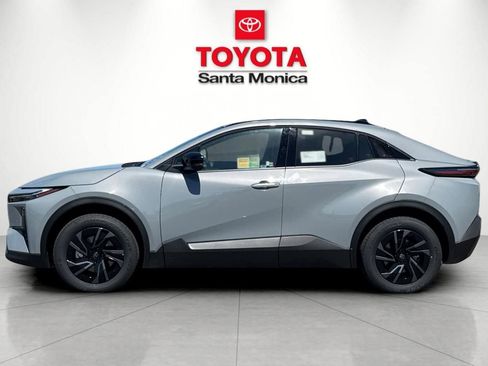 New 2026 Toyota C-HR AWD/4WD image 8