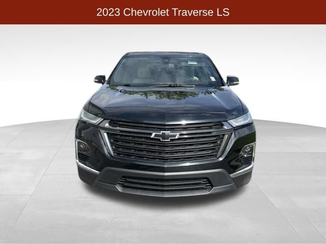 Used 2023 Chevrolet Traverse LS w/ Midnight/Sport Edition FWD image 2