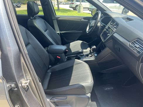 Certified 2024 Volkswagen Tiguan SE R-Line AWD/4WD image 27
