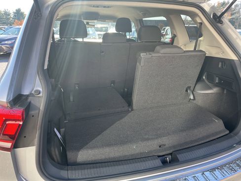 Used 2023 Volkswagen Tiguan S image 10