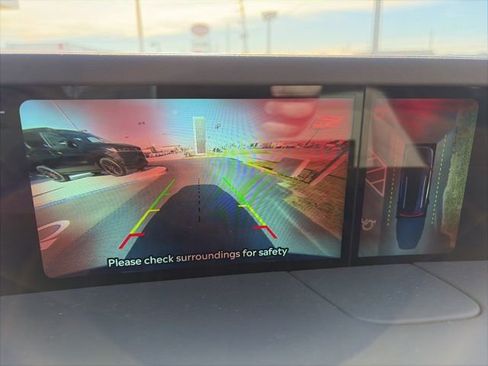 Used 2025 Lincoln Nautilus Premier w/ Equipment Group 102A image 14