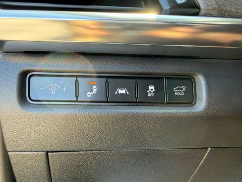 Used 2022 Kia Telluride EX w/ Towing Package AWD/4WD image 32