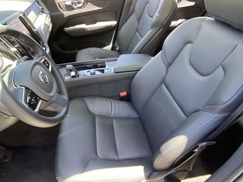 Certified 2025 Volvo XC60 T8 Plus image 20