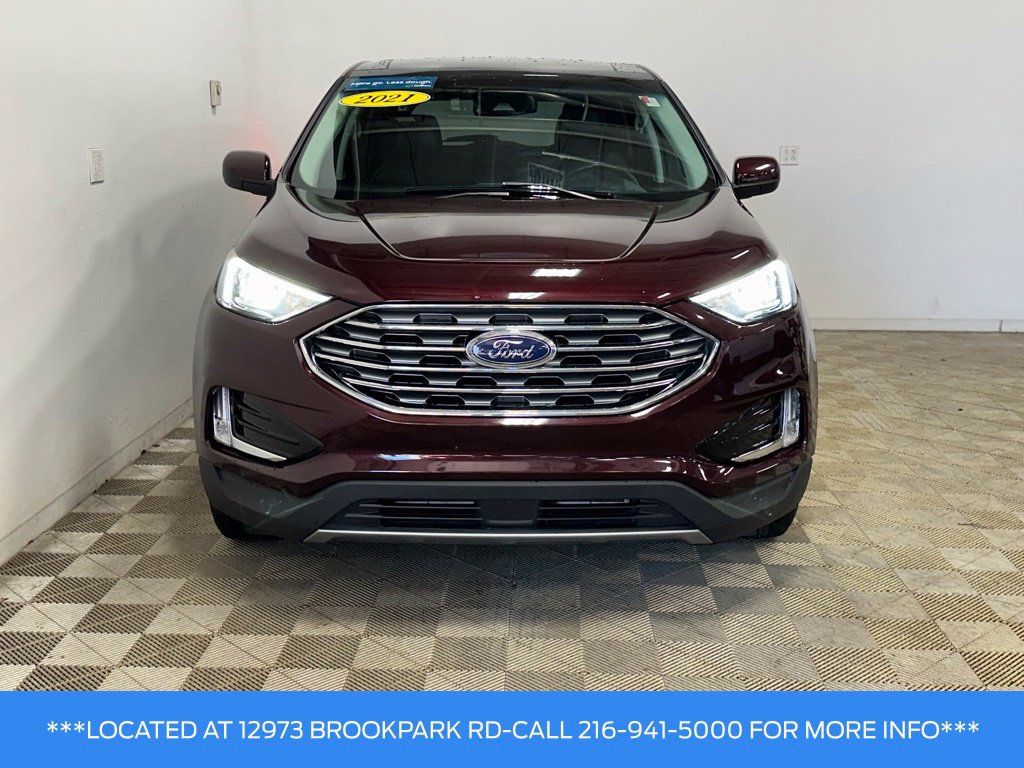 Used 2021 Ford Edge SEL w/ Convenience Package AWD/4WD image 2