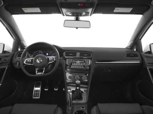 Used 2017 Volkswagen GTI SE FWD image 5
