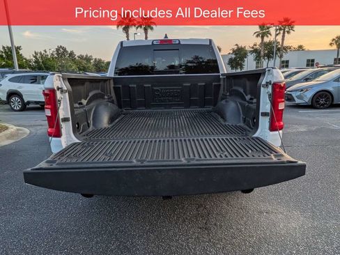 Used 2025 RAM 1500 Laramie AWD/4WD image 13