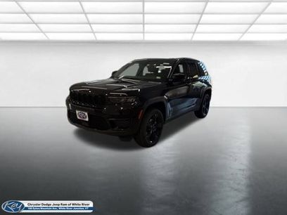 New 2025 Jeep Grand Cherokee Altitude