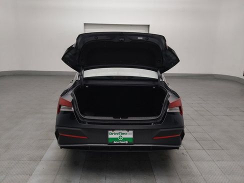 Used 2024 Hyundai Elantra SEL image 29