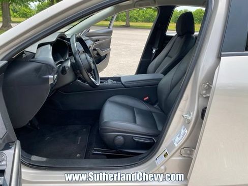 Used 2024 MAZDA MAZDA3 s FWD image 16