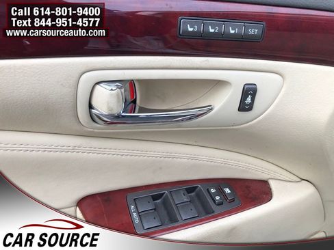 Used 2011 Lexus LS 460 L w/ Luxury Pkg image 13